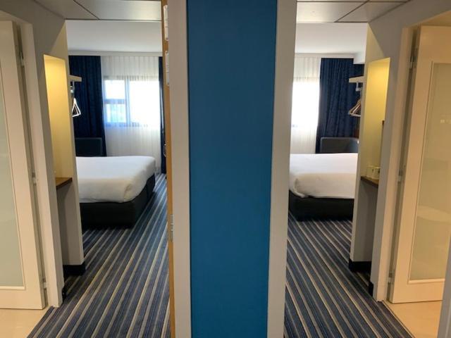 Holiday Inn Express - Marseille Airport, An Ihg Hotel Vitrolles  Exterior foto